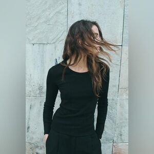 ZARA Black Basic Textured Long-Sleeve Slim Fit Round Neck Modest Shirt Top Sz S